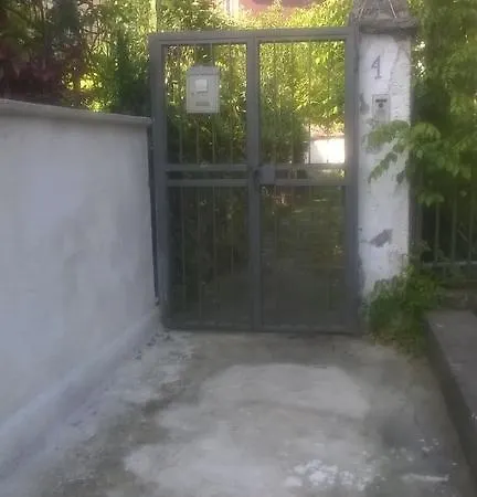 Gaetano House * Sapri